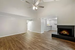 2903 Country Pl Cir, Carrollton, TX 75006 - Photo 2