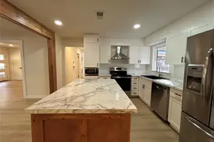 6200 Windermere Pl, Fort Worth, TX 76112 - Photo 12