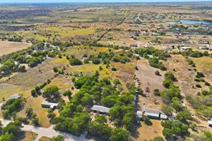 8701 Clearview Dr, Joshua, TX 76058 - Photo 10