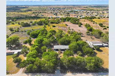 8701 Clearview Drive, Joshua, TX 76058 - Photo 14