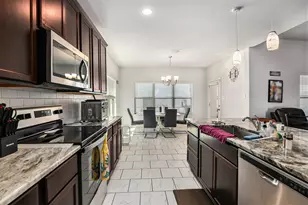 3248 Greenway Dr, Burleson, TX 76028 - Photo 10