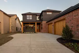 206 Pecan St, Roanoke, TX 76262 - Photo 2