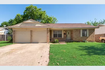 311 Azalea Lane, Duncanville, TX 75137 - Photo 2
