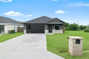 702 S Ivy St, Hillsboro, TX 76645 - Photo 28