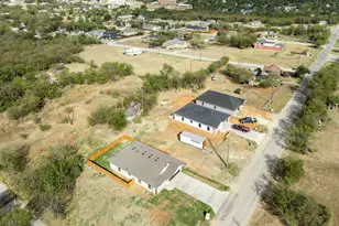 702 S Ivy St, Hillsboro, TX 76645 - Photo 30