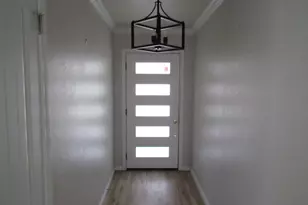 2104 Dan Rowe St, Waco, TX 76704 - Photo 2