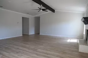 2104 Dan Rowe St, Waco, TX 76704 - Photo 4