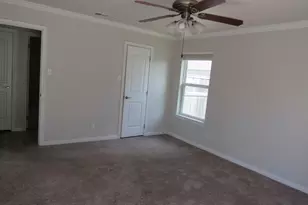 2104 Dan Rowe St, Waco, TX 76704 - Photo 8