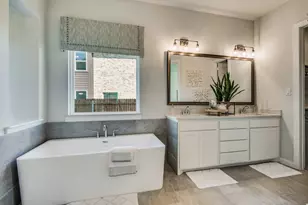 207 Oakcrest Dr, Justin, TX 76247 - Photo 18