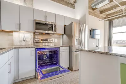 221 W Lancaster Avenue #5003, Fort Worth, TX 76102 - Photo 6