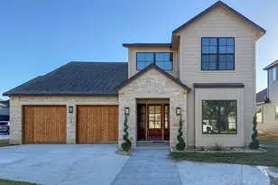 208 Pecan St, Roanoke, TX 76262 - Photo 2