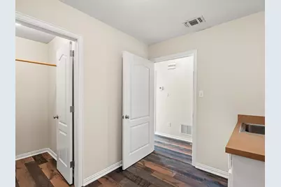 3905 Bonita Court, Granbury, TX 76049 - Photo 6