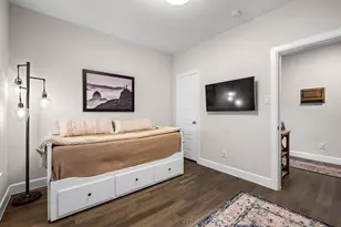 5191 Brickellia Dr, Dallas, TX 75209 - Photo 6