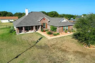 137 Brady Coleman Ln, Springtown, TX 76082 - Photo 32
