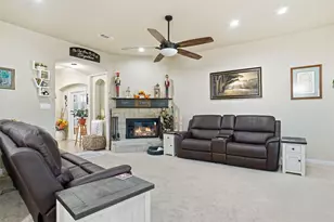 137 Brady Coleman Ln, Springtown, TX 76082 - Photo 6