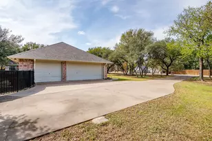 205 Highland Dr, Aledo, TX 76008 - Photo 4