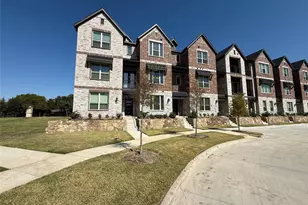 8330 Massive Dr, Frisco, TX 75034 - Photo 2