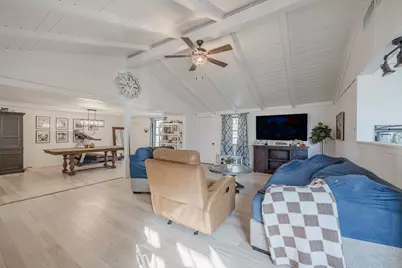 207 E Wilson Avenue, Whitney, TX 76692 - Photo 4