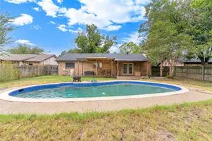 1602 Spring Branch Dr, Cleburne, TX 76033 - Photo 18
