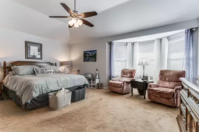 300 Lottie Lane, Saginaw, TX 76179 - Photo 10