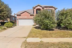 5229 Cedar View Ct, Watauga, TX 76137 - Photo 2