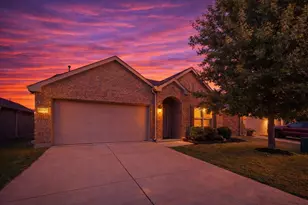 814 Silverbell St, Princeton, TX 75407 - Photo 2