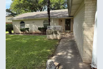 311 Casas Del Sur Street, Granbury, TX 76049 - Photo 4
