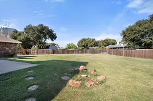 2094 Amber Ct, Lewisville, TX 75067 - Photo 36