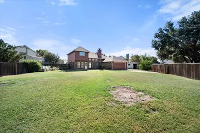 2094 Amber Court, Lewisville, TX 75067 - Photo 34