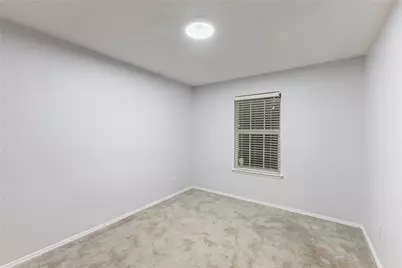 7018 Lake Jackson Drive, Arlington, TX 76002 - Photo 10