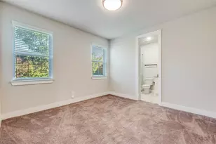 2452 Carmelita St, Dallas, TX 75212 - Photo 14