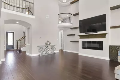 2523 Melissa Dianne Drive, Arlington, TX 76001 - Photo 8