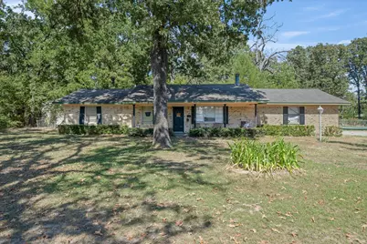 215 N Oaks Drive, Grand Saline, TX 75140 - Photo 1