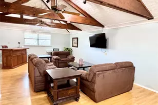 1901 Adams Ln, Azle, TX 76020 - Photo 4