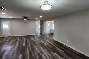 810 N Jester Ave, Dallas, TX 75211 - Photo 12