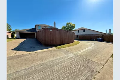 1390 Lochspring Drive, Rockwall, TX 75032 - Photo 4