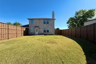 1390 Lochspring Dr, Rockwall, TX 75032 - Photo 4