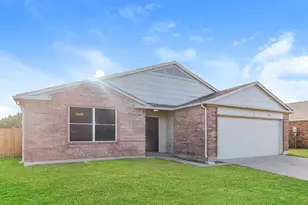 1504 Clemson Dr, Glenn Heights, TX 75154 - Photo 2