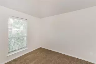 1039 Barrymore Ln, Duncanville, TX 75137 - Photo 12