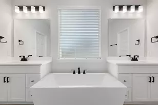 4145 Blackbird Ave, Little Elm, TX 75068 - Photo 12