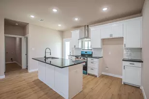 120 Brookview Dr, Bridgeport, TX 76426 - Photo 2