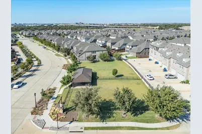 1521 Wittington Place, Farmers Branch, TX 75234 - Photo 36