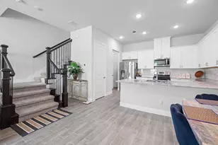 1521 Wittington Pl, Farmers Branch, TX 75234 - Photo 2