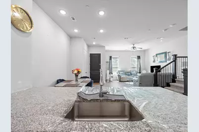 1521 Wittington Place, Farmers Branch, TX 75234 - Photo 4