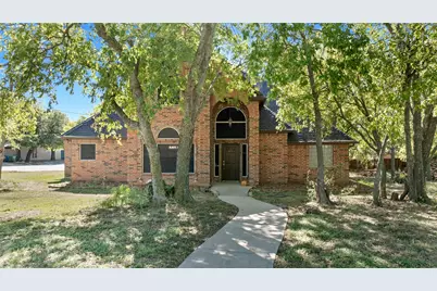 334 Lakecrest Drive, Lakewood Village, TX 75068 - Photo 2