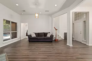 334 Lakecrest Dr, Lakewood Village, TX 75068 - Photo 10