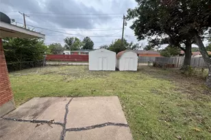 2214 Mockingbird Ln, Garland, TX 75042 - Photo 22