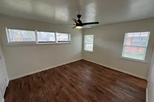 2214 Mockingbird Ln, Garland, TX 75042 - Photo 10