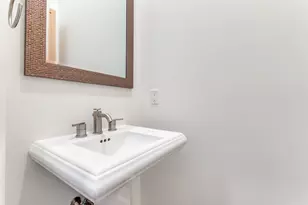 2300 Leonard St, Dallas, TX 75201 - Photo 18