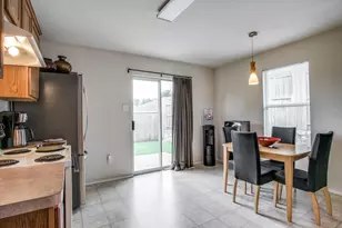 1618 Duet Dr, Dallas, TX 75241 - Photo 10